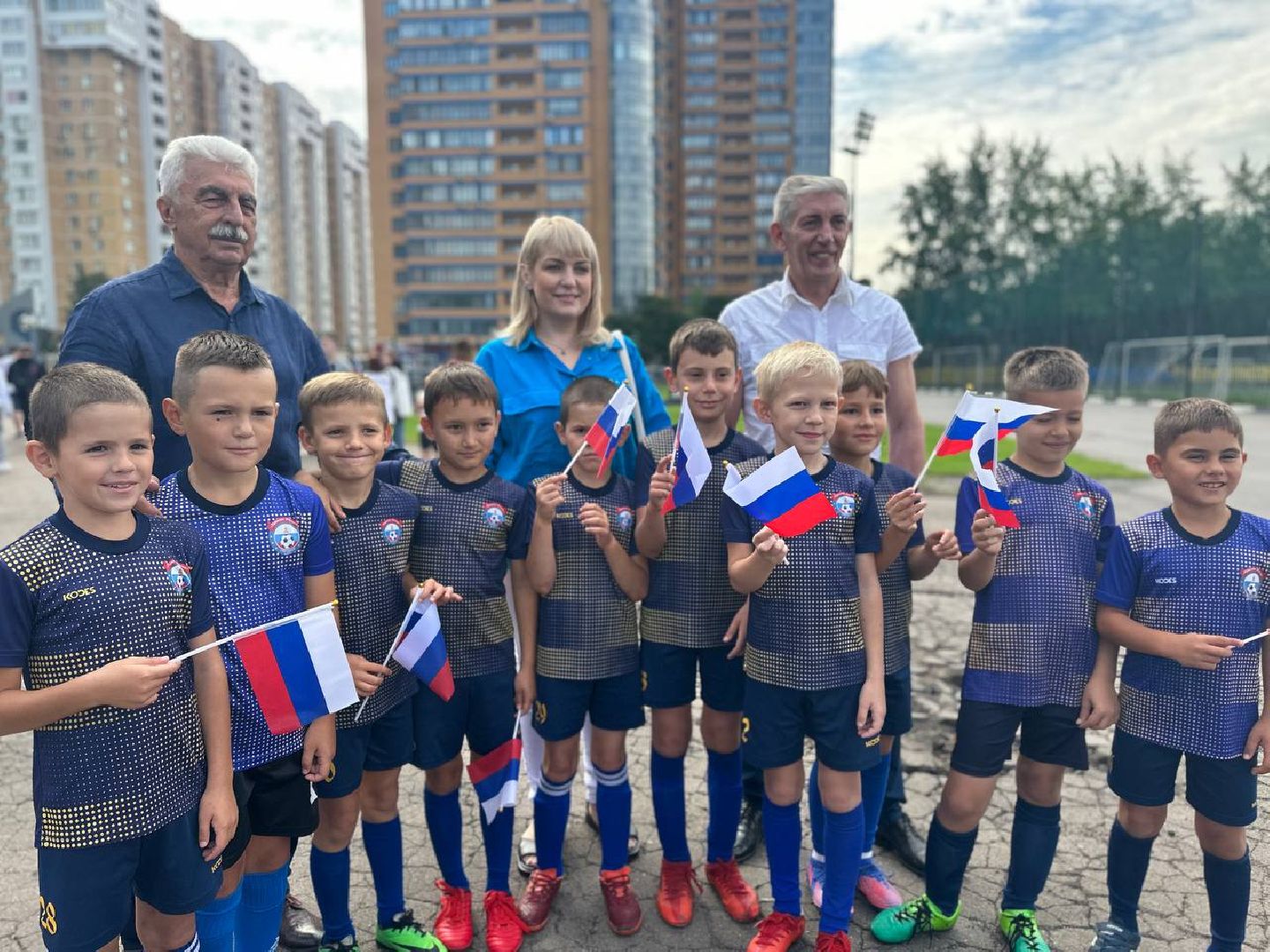 Реутов, День флага, символ, флаг, автопробег