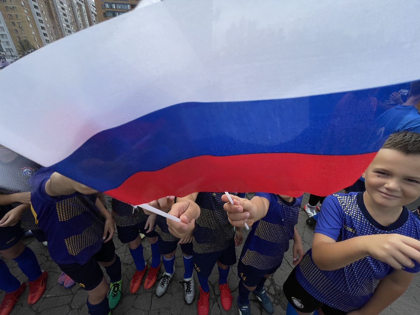 Реутов, День флага, символ, флаг, автопробег