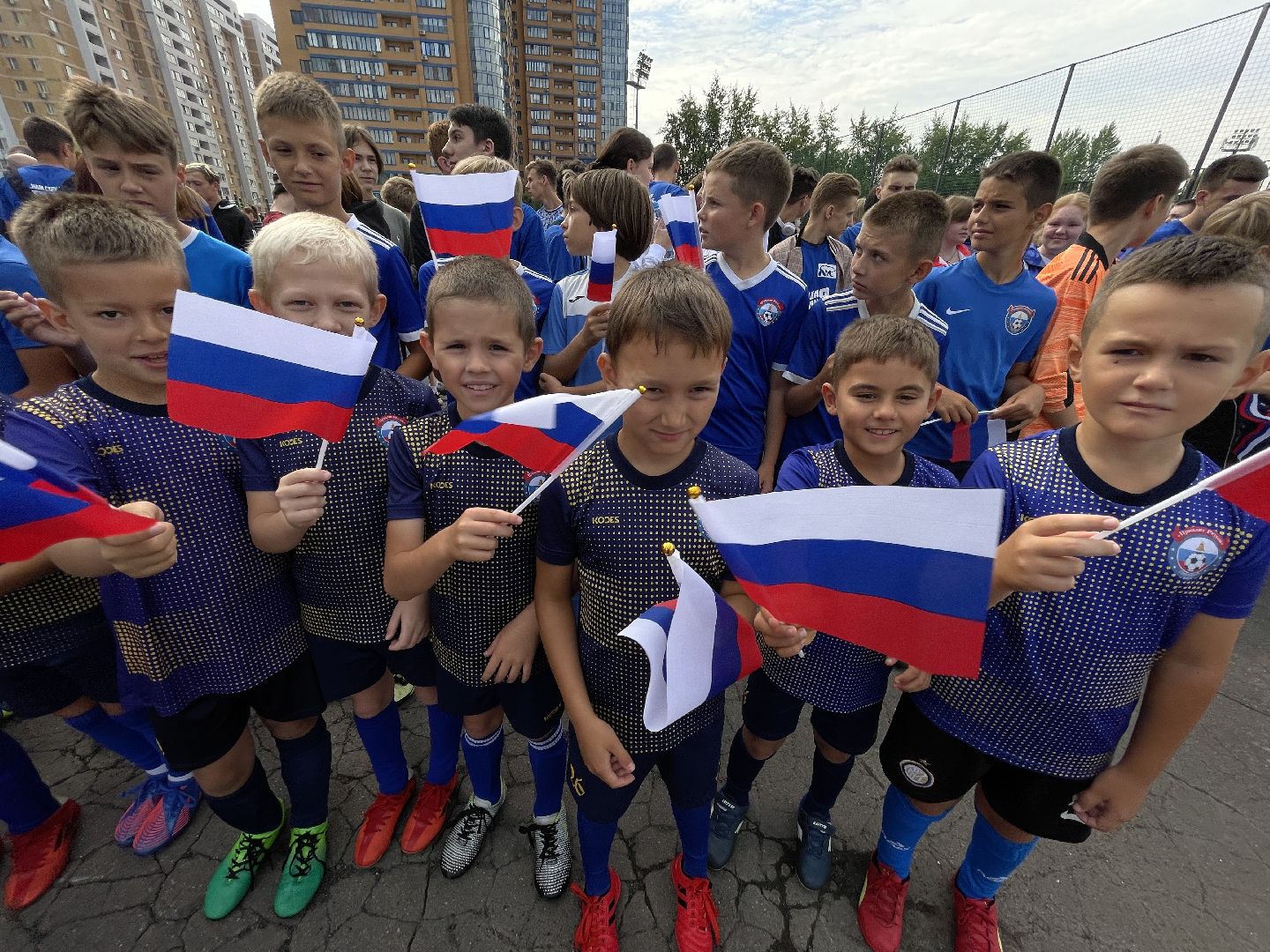 Реутов, День флага, символ, флаг, автопробег