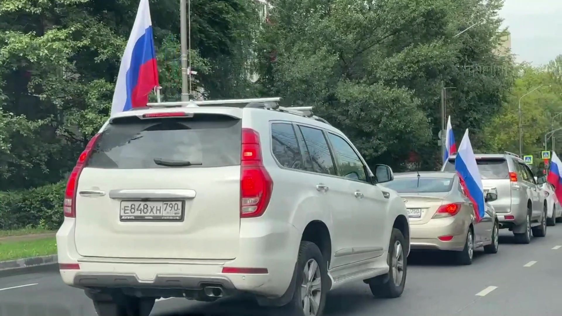 Реутов, День флага, символ, флаг, автопробег