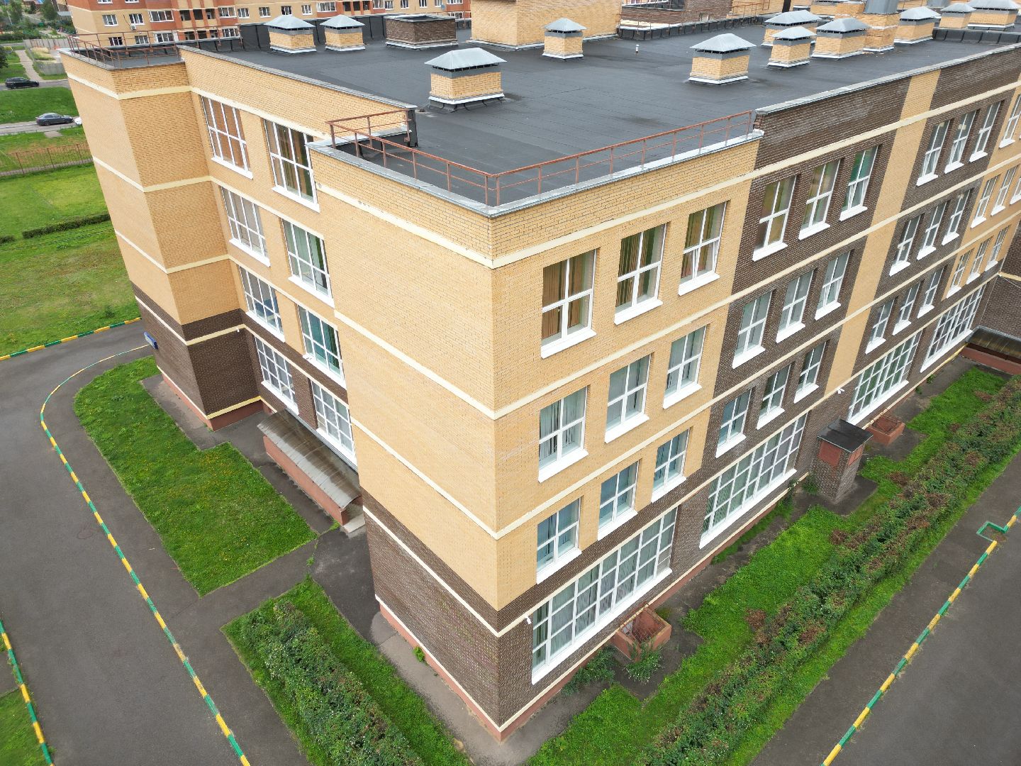 школа, дети, образование, видео с коптера,