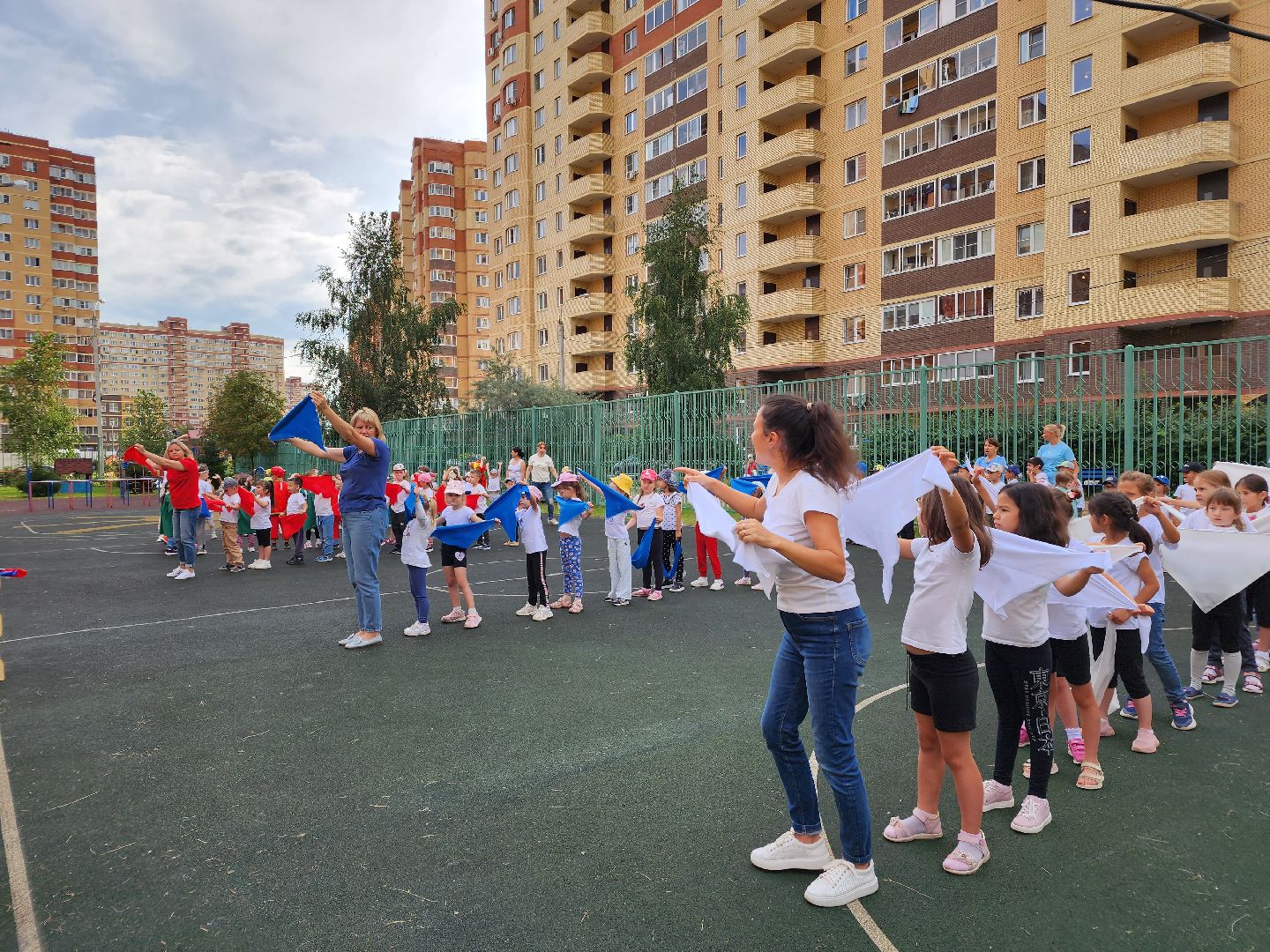 дети, детский сад, праздник, день флага, Лосино-Петровский