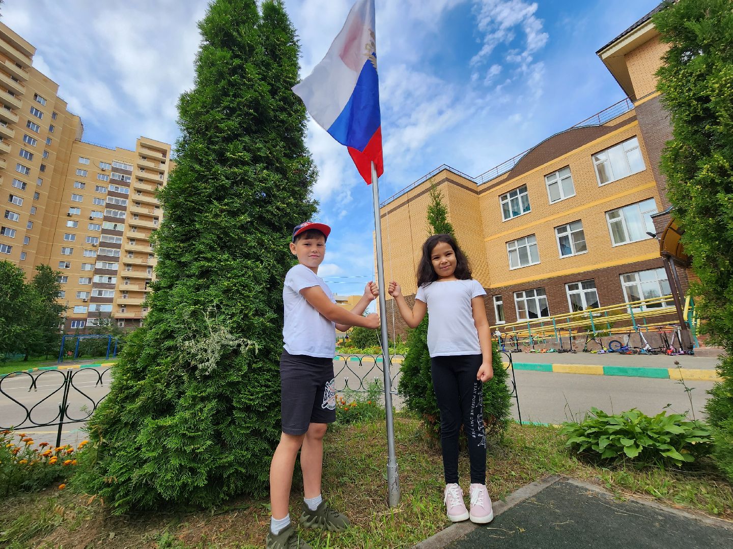 дети, детский сад, праздник, день флага, Лосино-Петровский