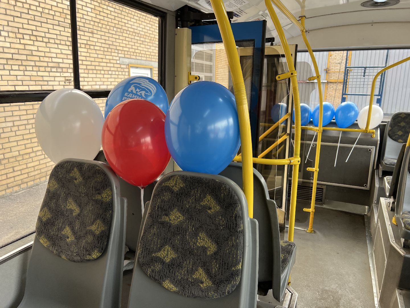 Химки, транспорт, троллейбус, химкиэлектротранс, День государственного флага