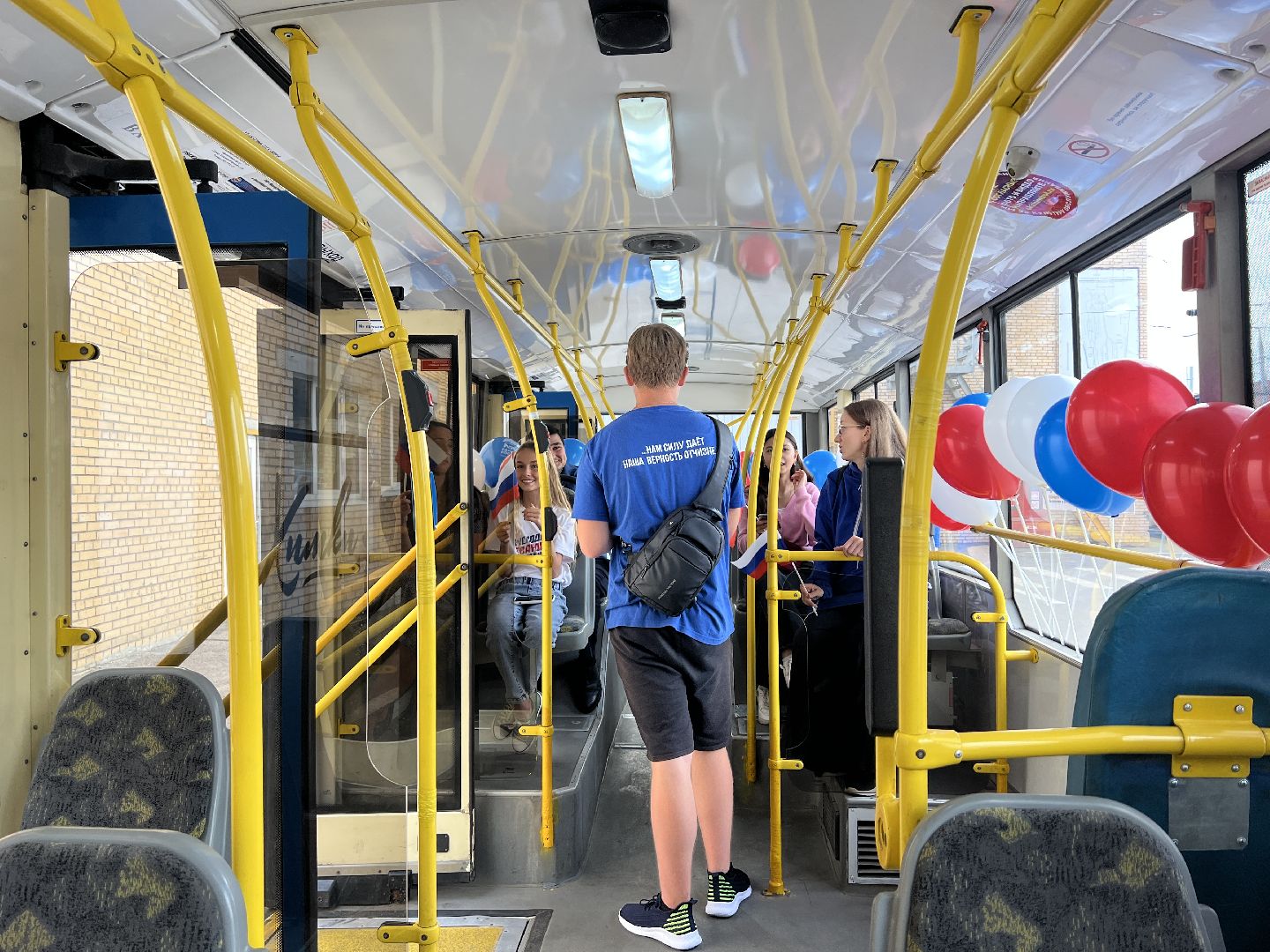 Химки, транспорт, троллейбус, химкиэлектротранс, День государственного флага