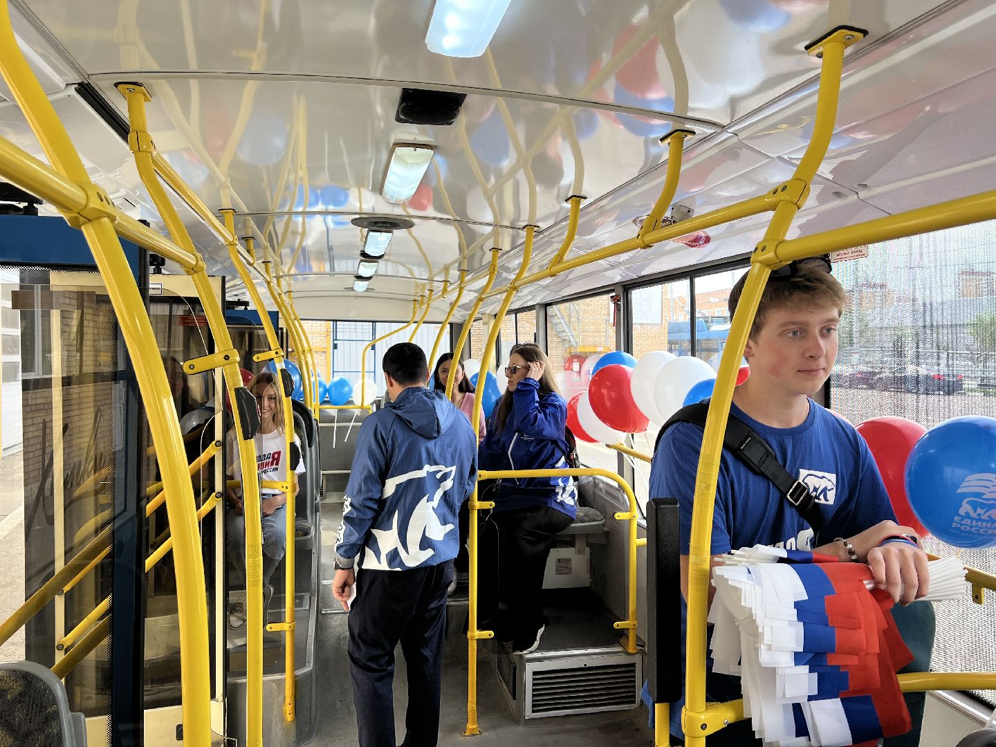 Химки, транспорт, троллейбус, химкиэлектротранс, День государственного флага