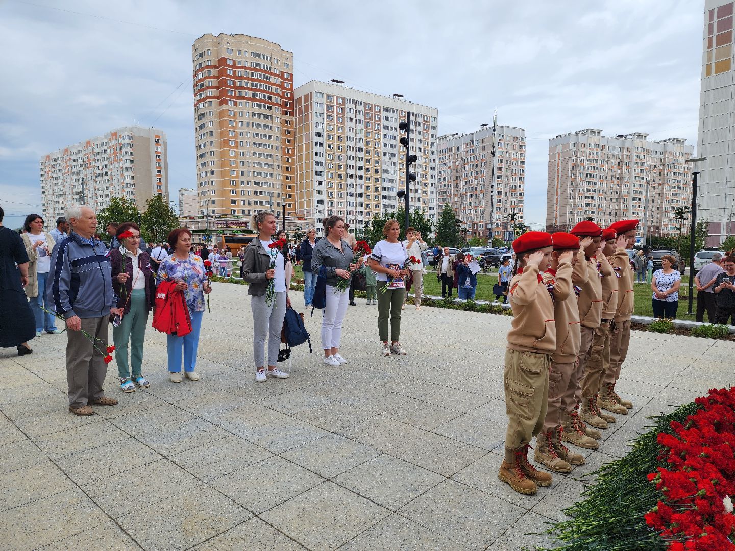 Подольск, стела, мнение жителей, память