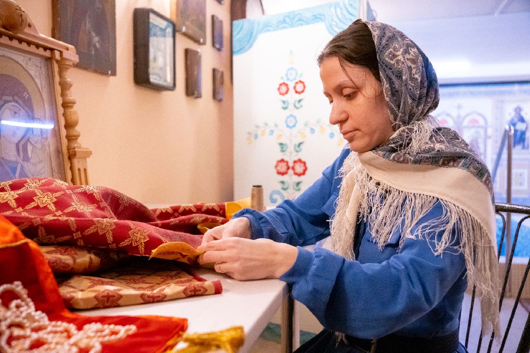 золотошвейка, Ликино-Дулево, женщина, Орехово-Зуево, благочиние, церковь, Орехово-Зуевский округ, швея