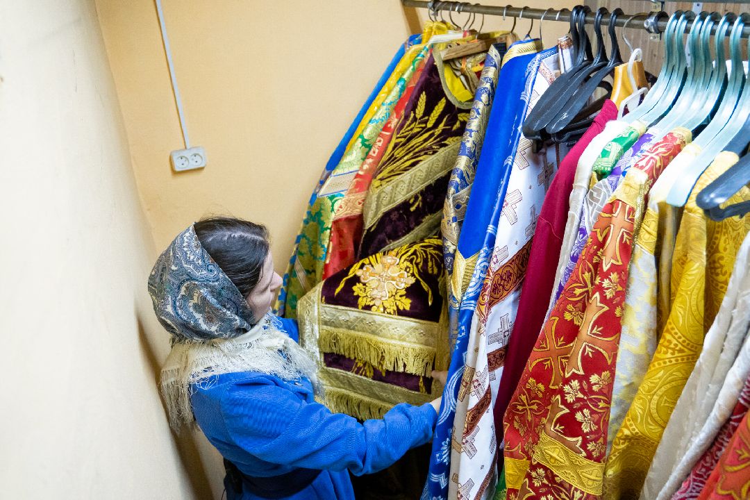 золотошвейка, Ликино-Дулево, женщина, Орехово-Зуево, благочиние, церковь, Орехово-Зуевский округ, швея