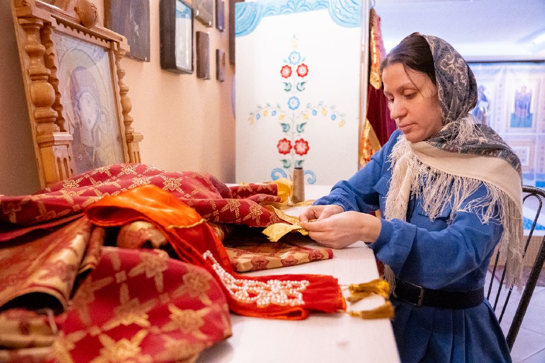 золотошвейка, Ликино-Дулево, женщина, Орехово-Зуево, благочиние, церковь, Орехово-Зуевский округ, швея