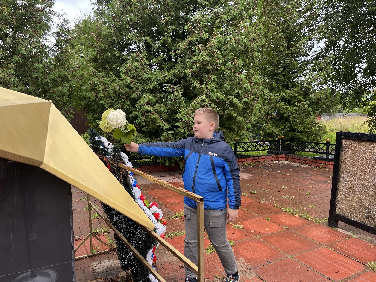 Шаховская, день российского флага, акция