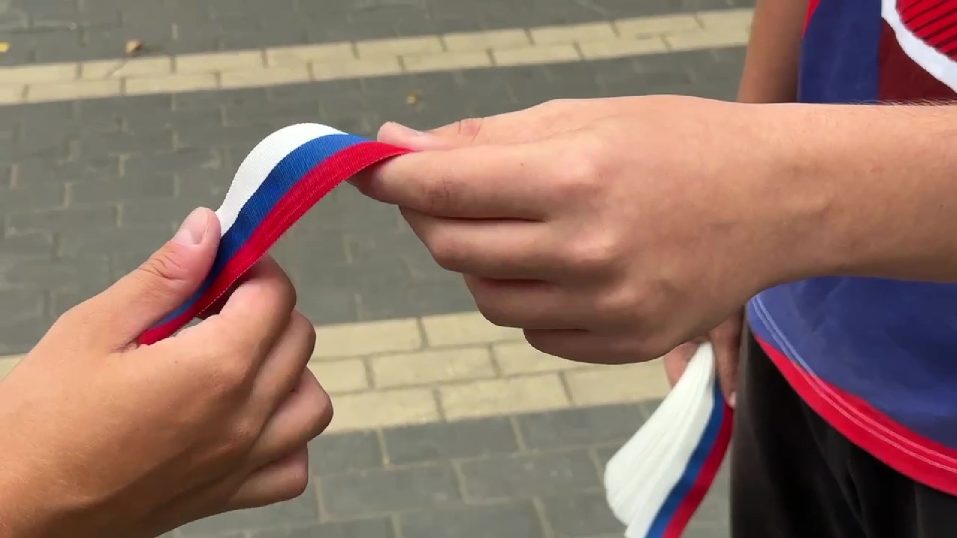 Реутов, День флага, триколор, ленты