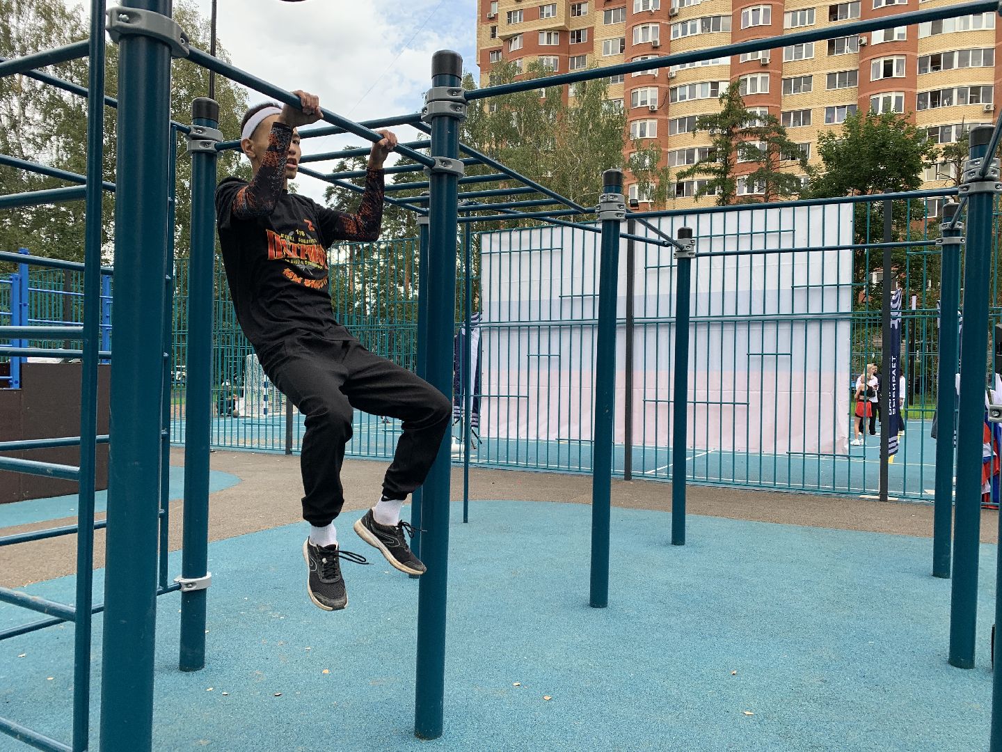 Балашиха, Подмосковье, благоустройство, берёзовая роща, сквер, день флага России, спортплощадка