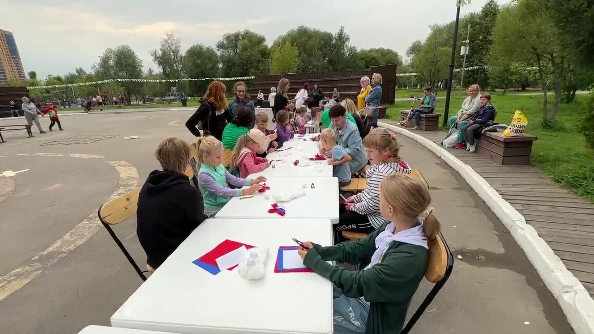 Реутов, День флага, мероприятия, мастер-классы, каллиграфия, танцы