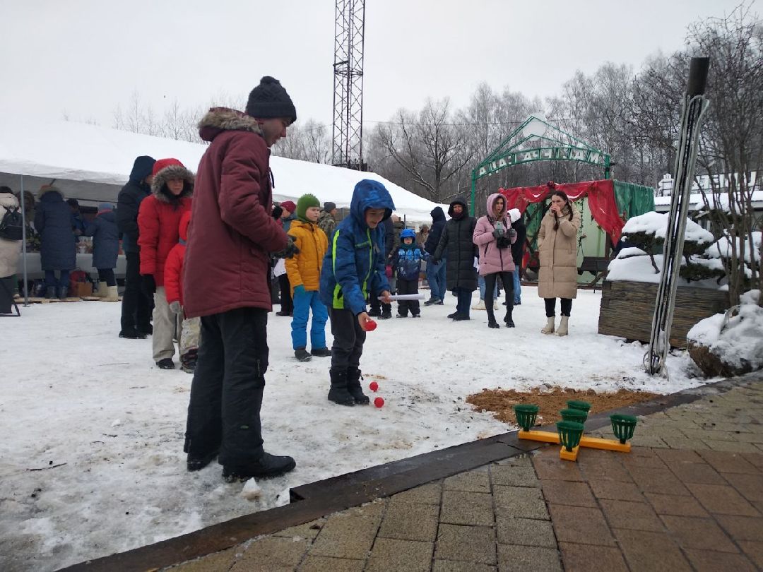 Дмитров, Тюльпанов день, Мастера сада, 8 марта