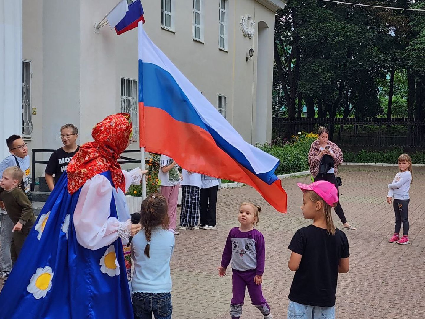 Красноармейск, Пушкинский, день флага, связь поколений