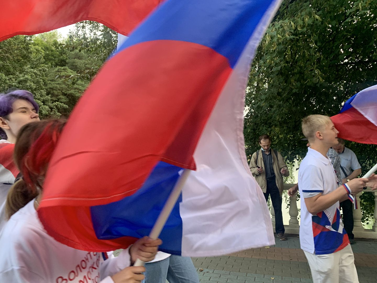 Шествие, флаг россии, флаг, волонтеры, волонтеры подмосковья,