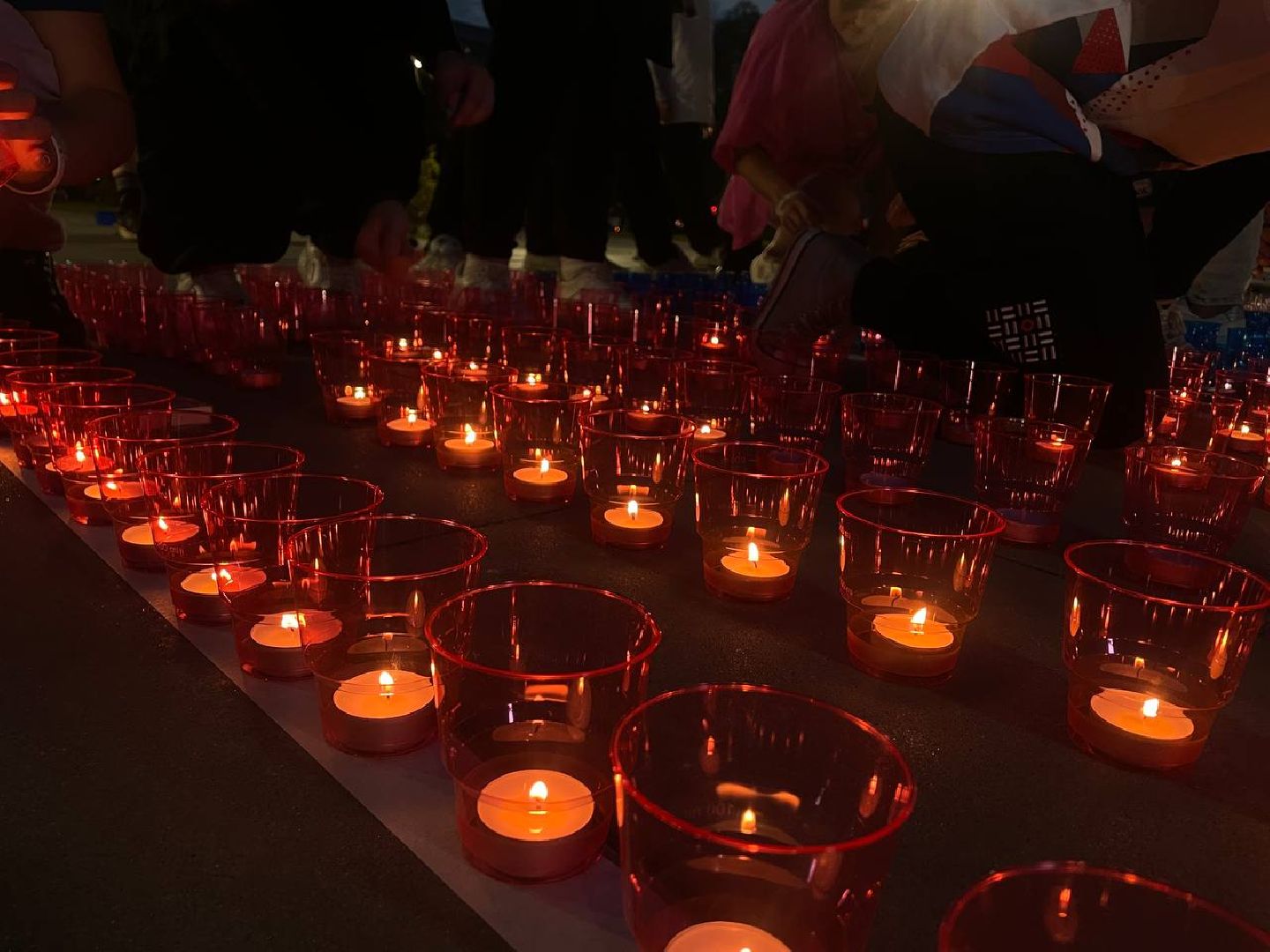 Реутов, День флага, свечи, волонтёры