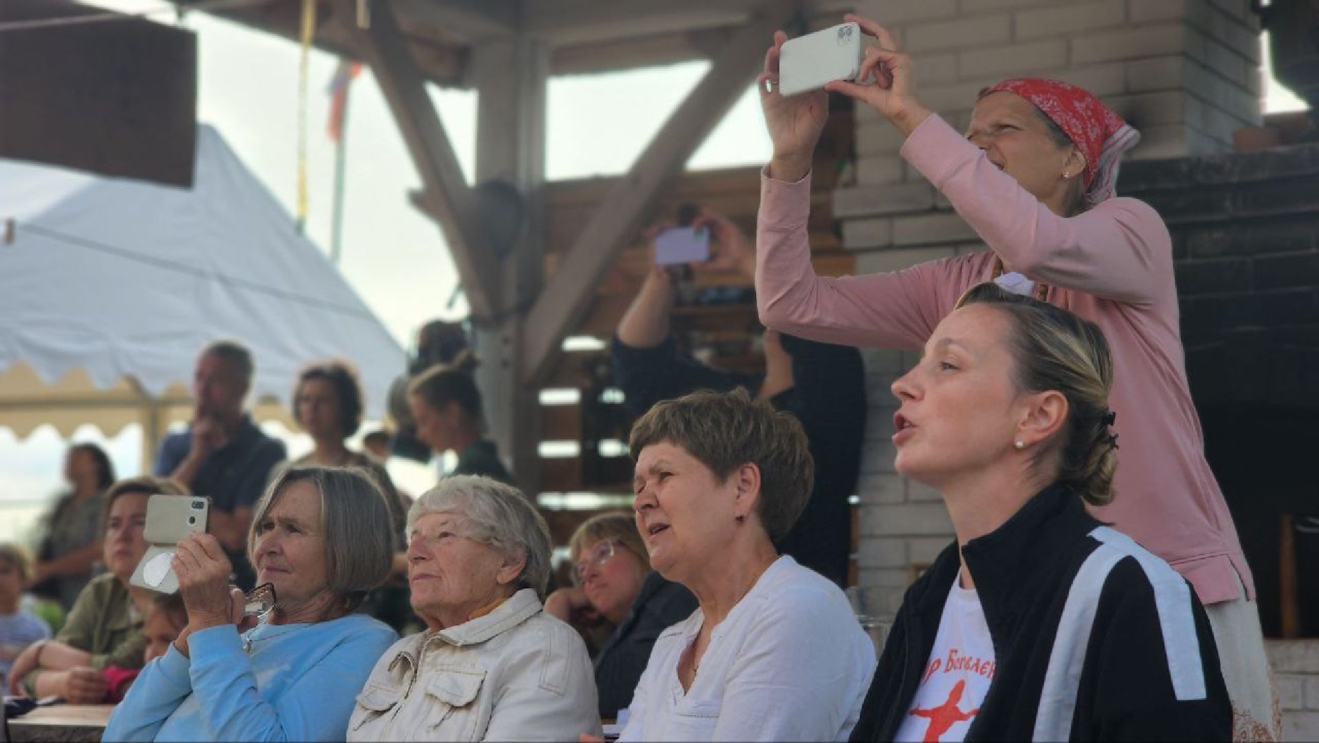 Дмитров, Ремесленная слобода Глушенковых, Хор Богоявление