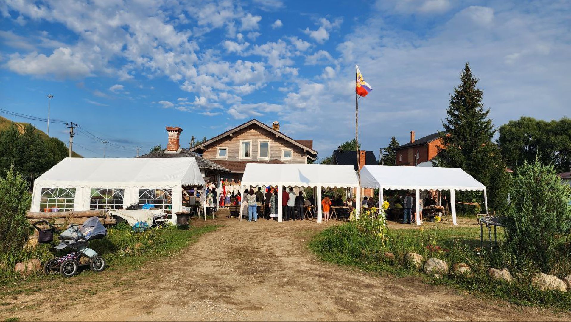 Дмитров, Ремесленная слобода Глушенковых, Хор Богоявление