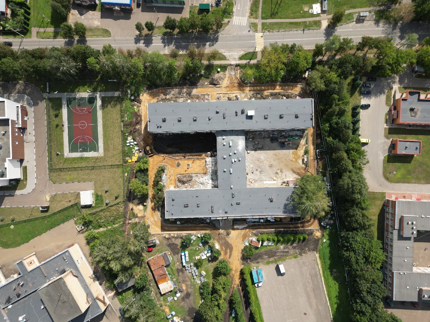 школа, серебряные пруды,видео с коптера,