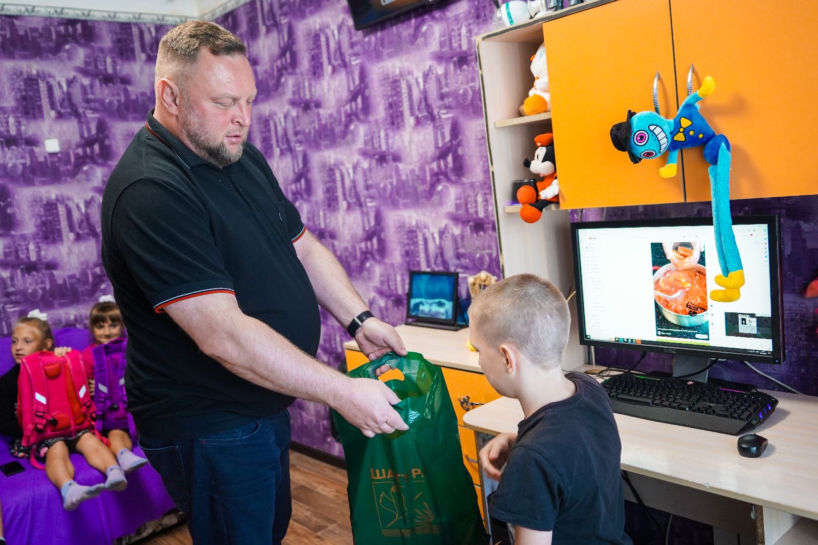 #БольшаяШатура#первоклашки#подарки#рюкзаки