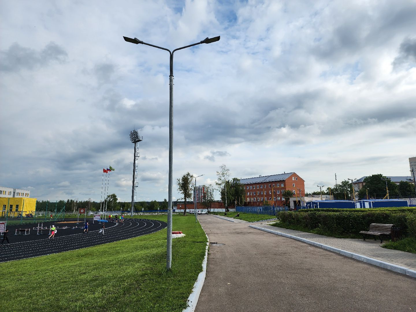 ивантеевка, пушкино, стадион, школа, спорт, освещение,