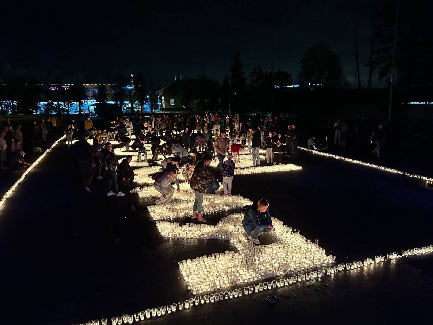 Муза Подмосковья, огненное панно, День флага России