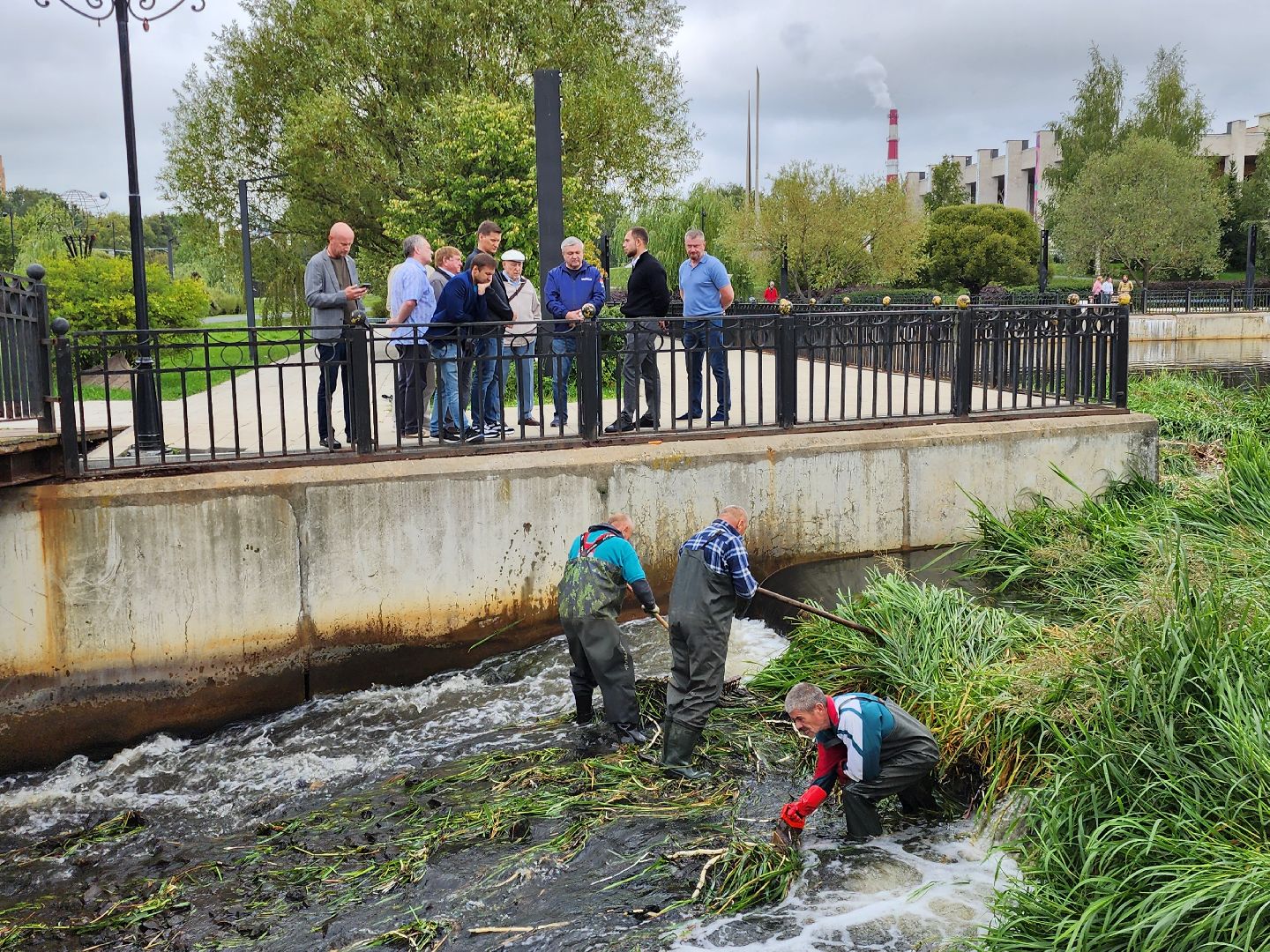 Мытищи, машина-амфибия, очистка Яузы