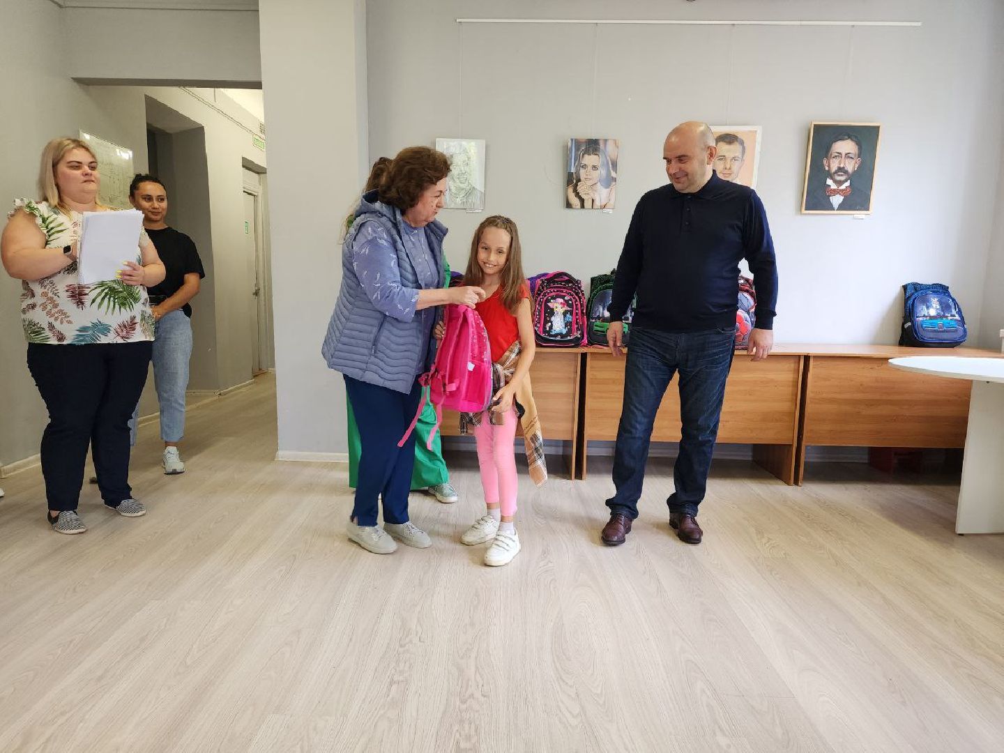 дети, школьники, первоклассники, помощь семьям, Лосино-Петровский