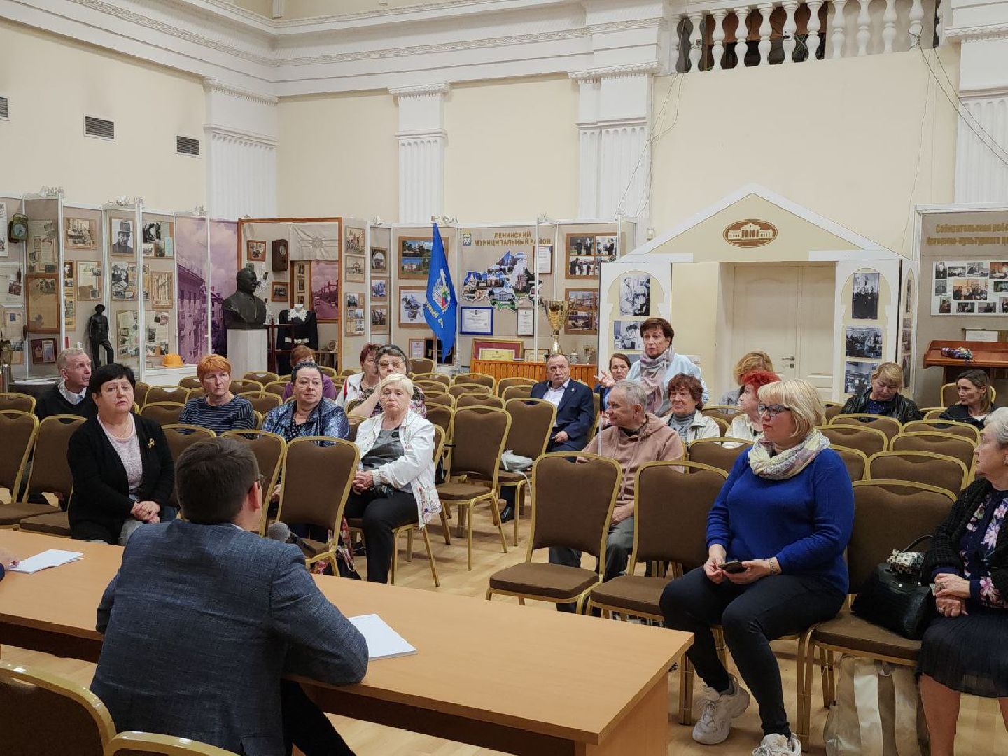 здоровье; медицина; диалог; видное