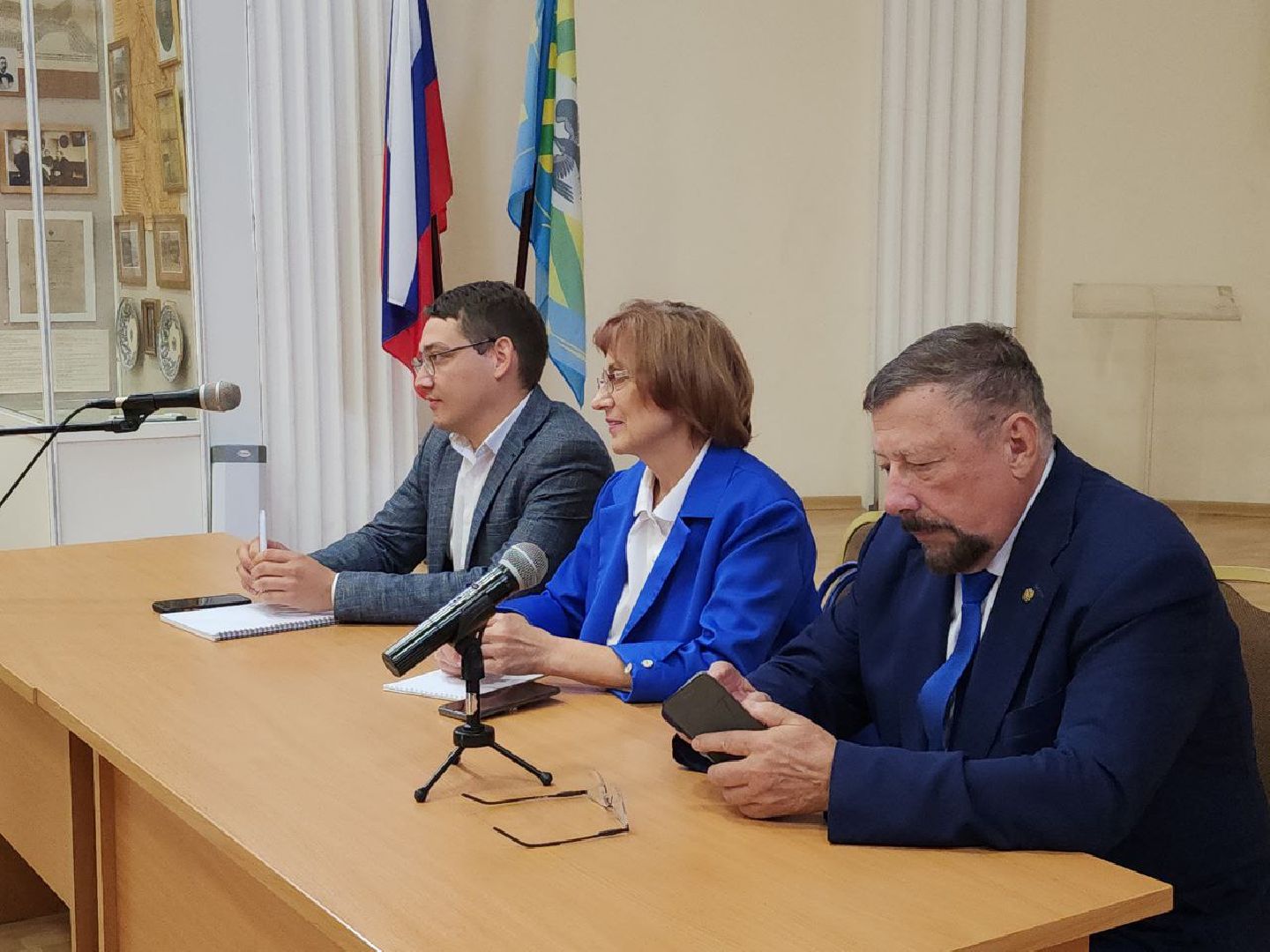 здоровье; медицина; диалог; видное