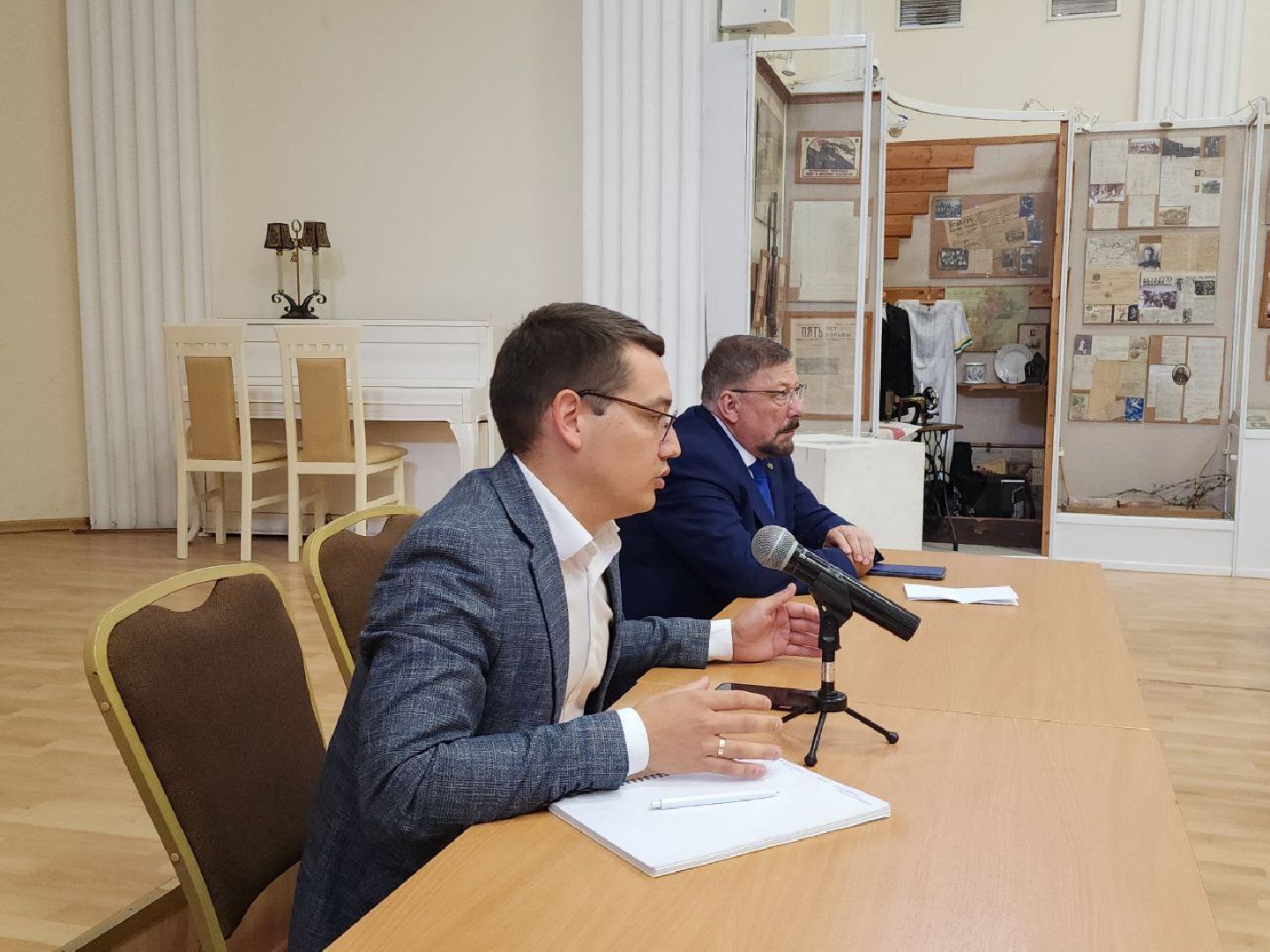 здоровье; медицина; диалог; видное