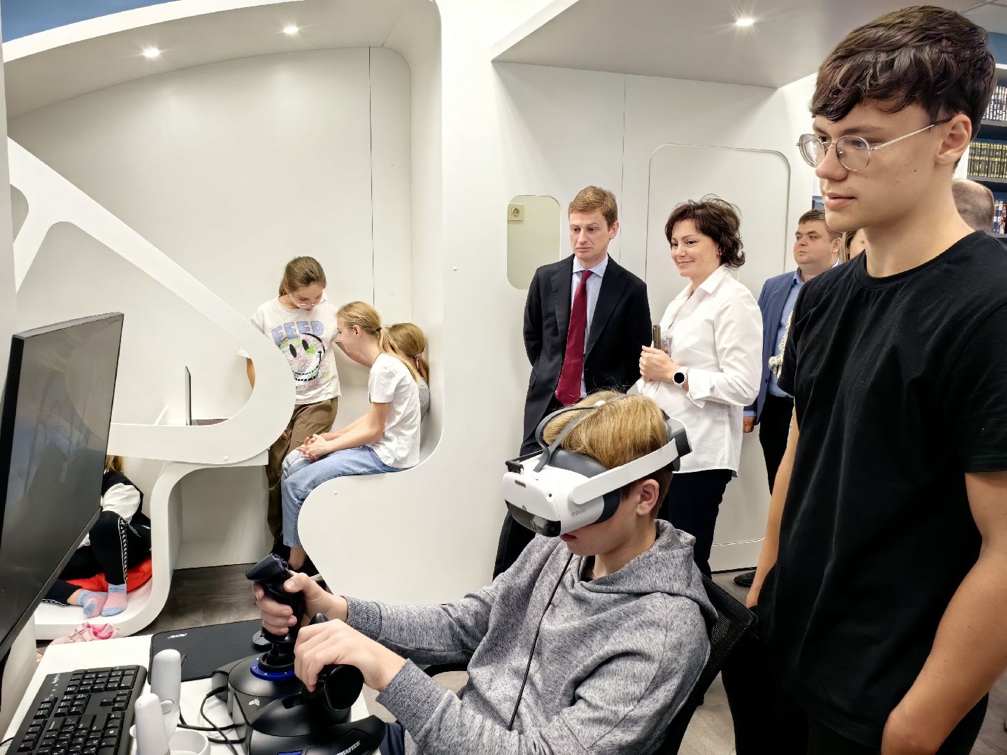 Чтение, библиотека, Министерство, комфорт