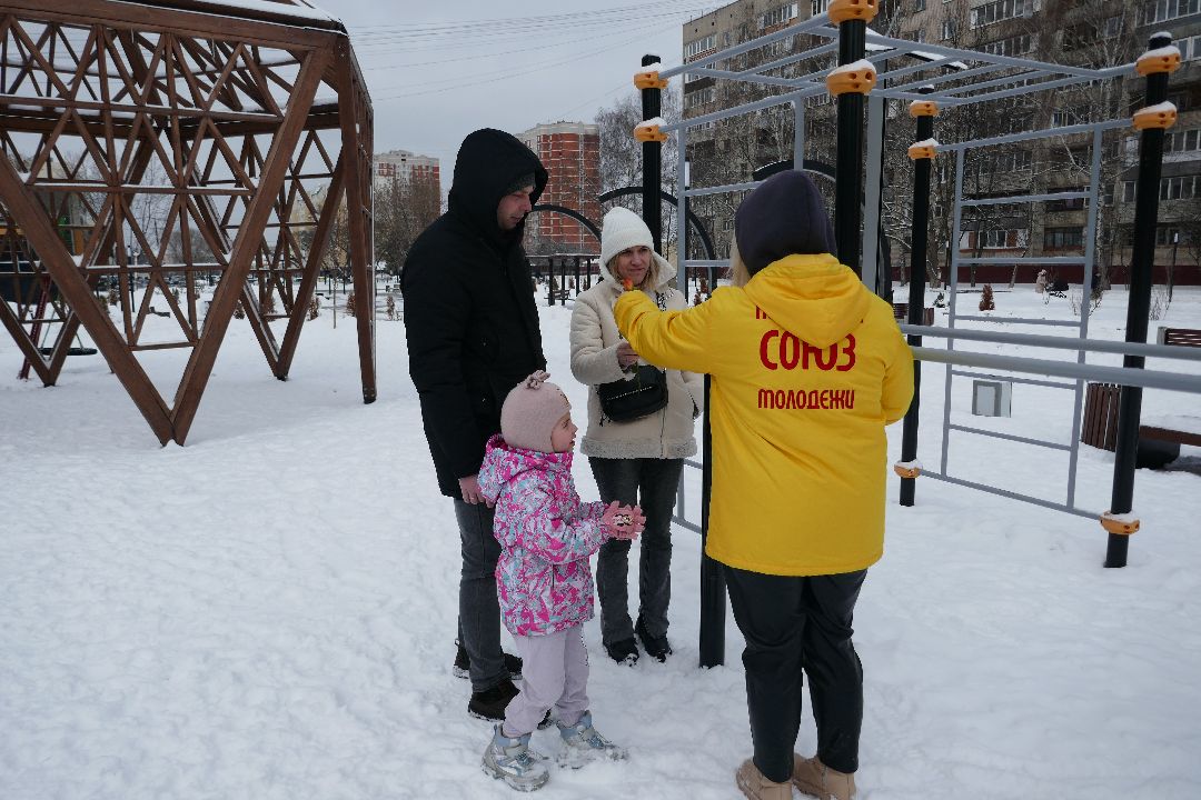 Подольск, цветы, поздравление, волонтеры, весна