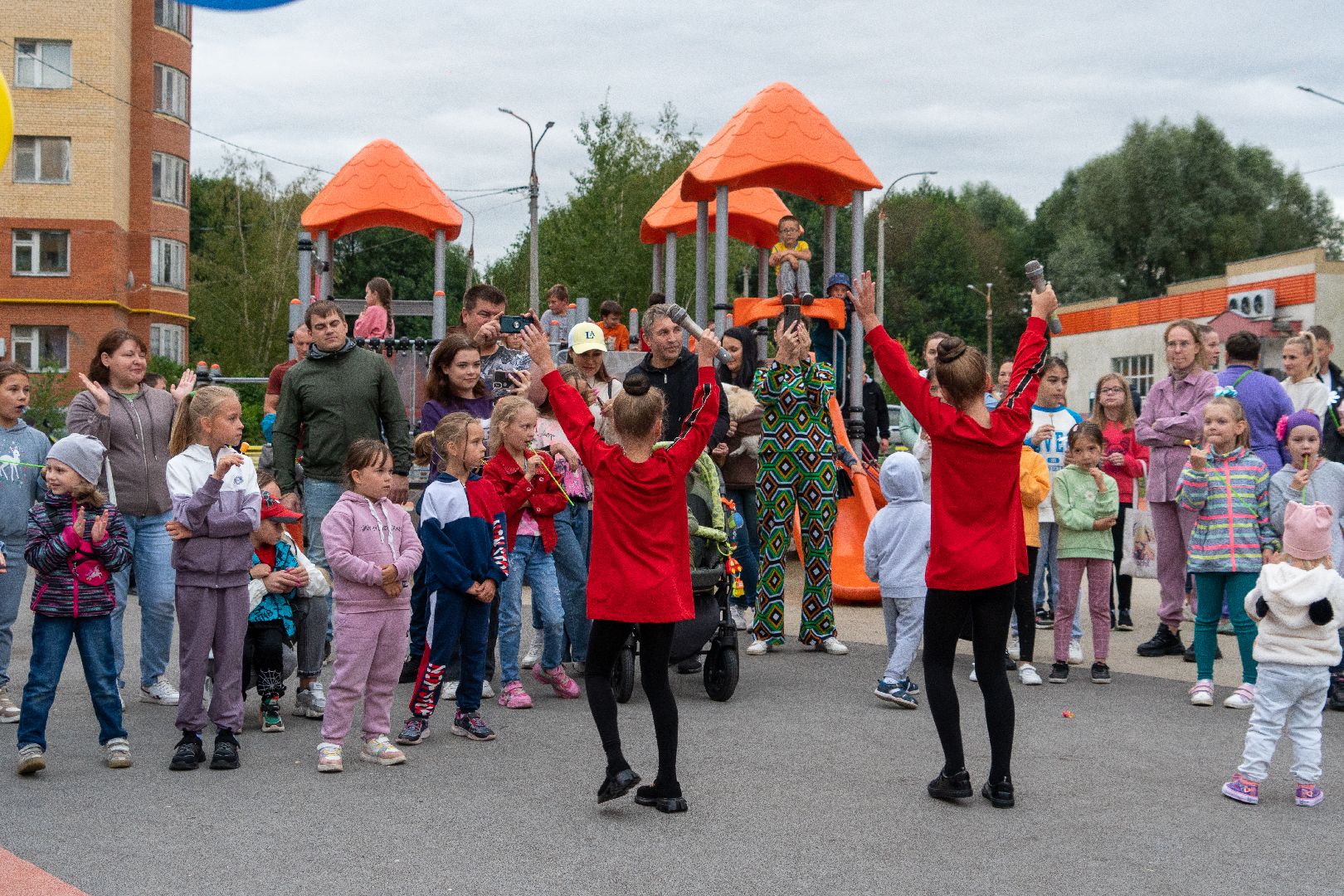 Подмосковье, Егорьевск, ЖКХ, сосновая, праздник, дворник, электрик