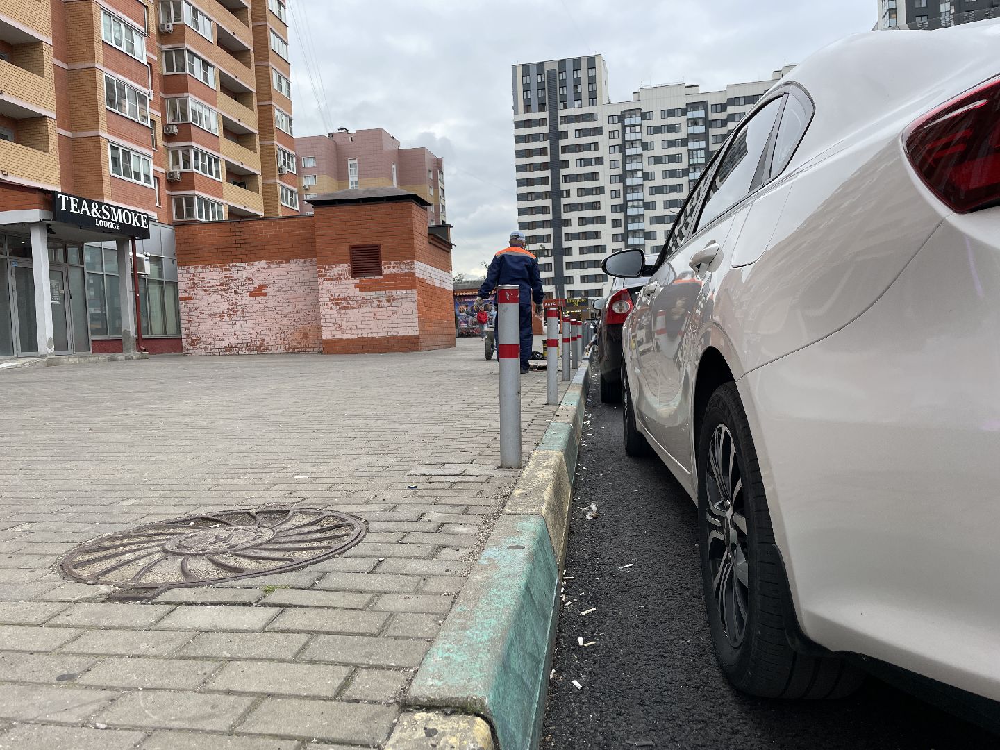 Бордюр, покраска, благоустройство, жители