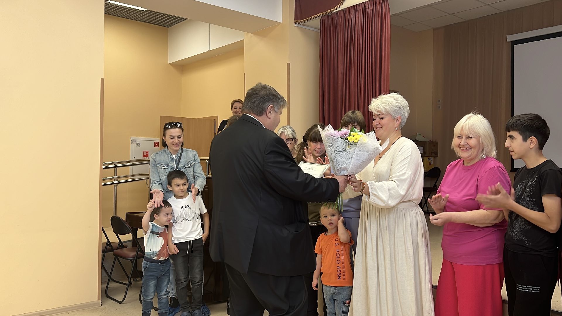 Химки, особенные дети, волонтер, центр реабилитации, дети с овз