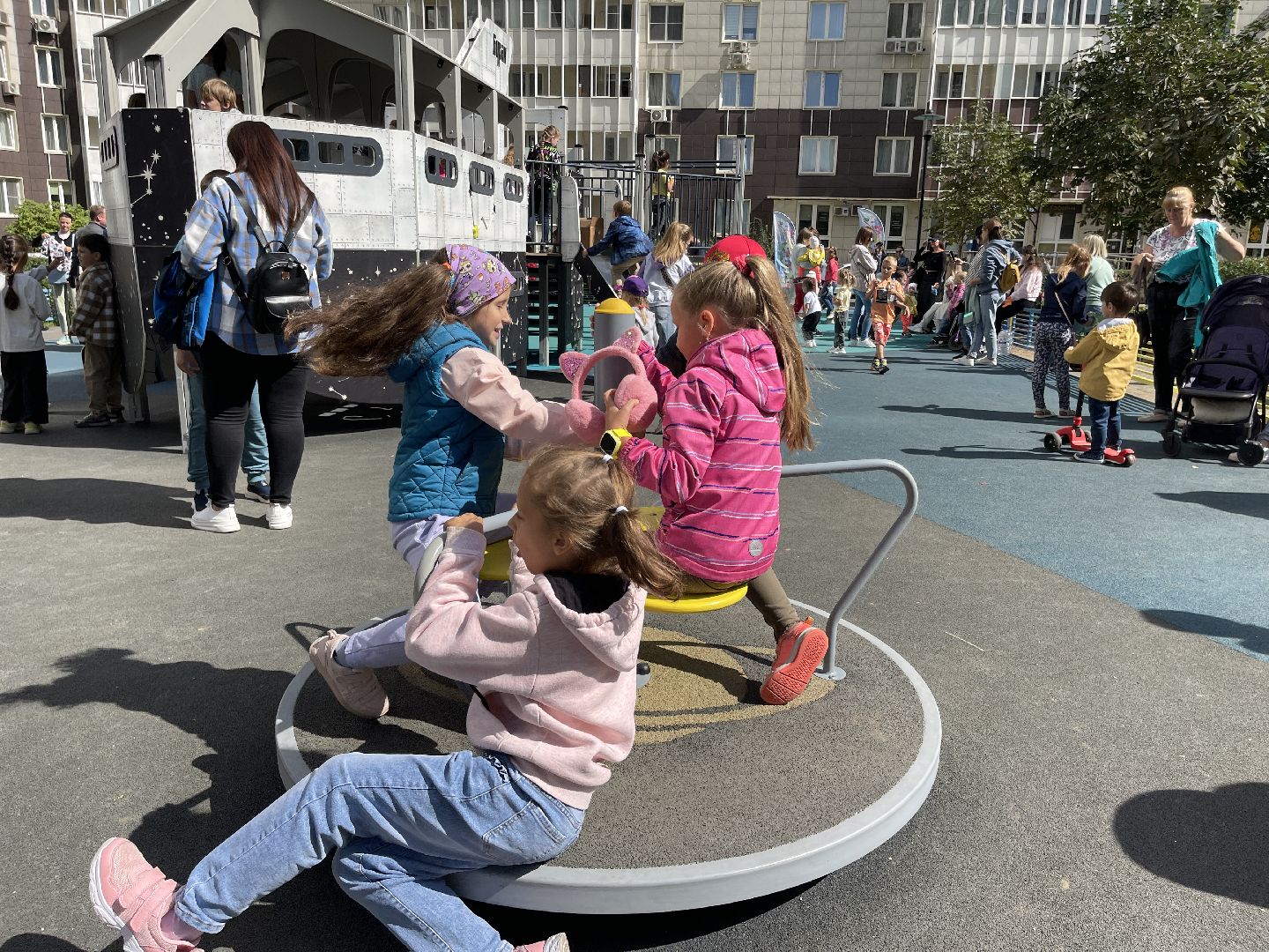 Одинцово, благоустройство, детская площадка, губернатор, программа, мороженое, космос