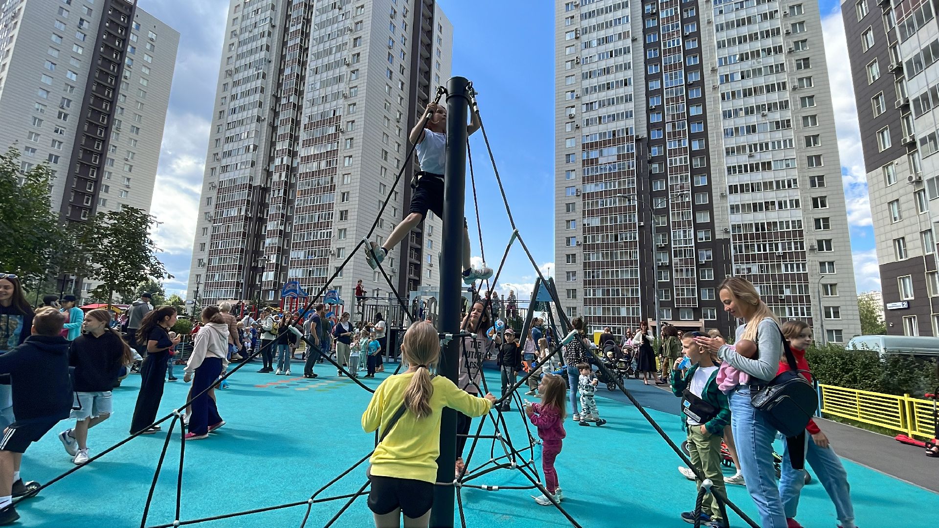 Одинцово, благоустройство, детская площадка, губернатор, программа, мороженое, космос