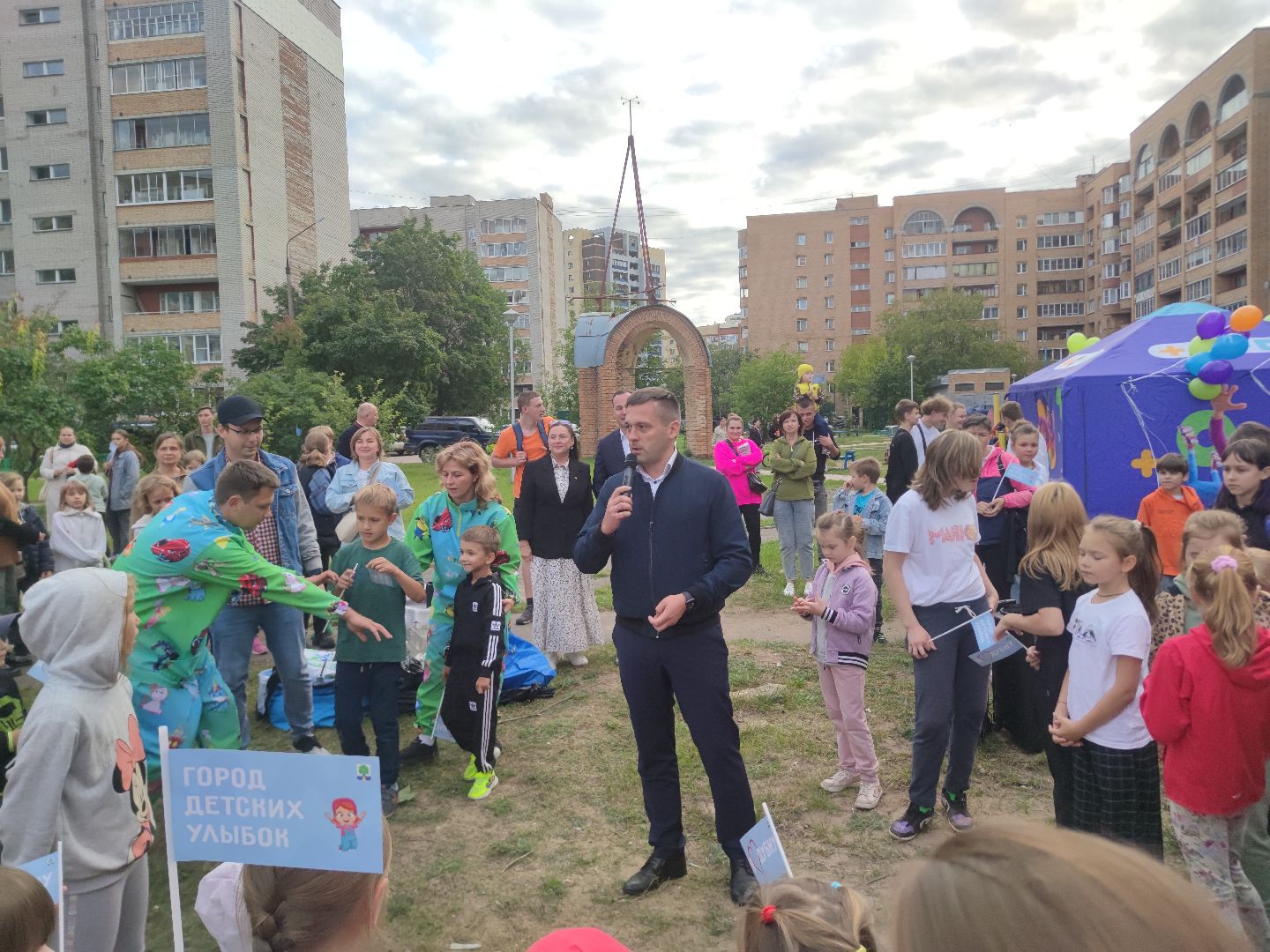 Праздник, нескучные каникулы, дети, Дубна