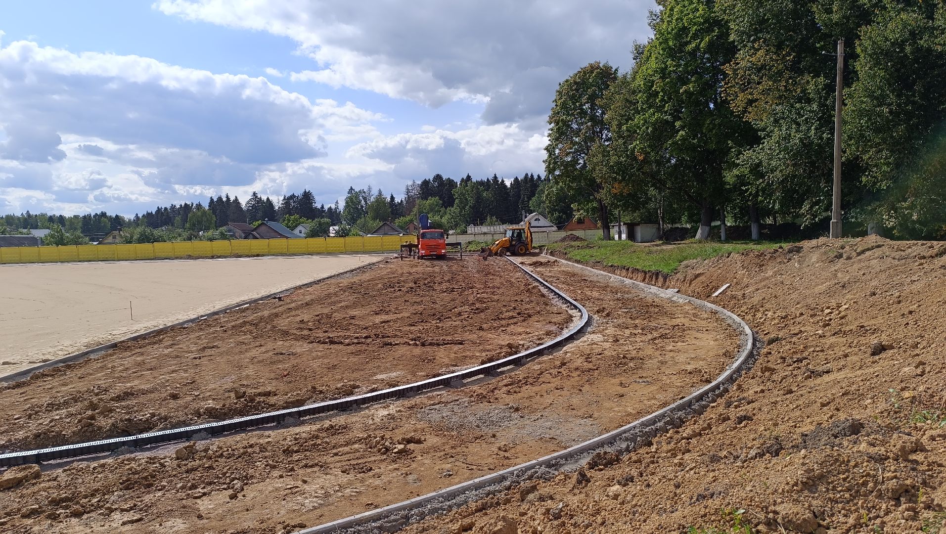 Лобня, стадион, спорт, строительство