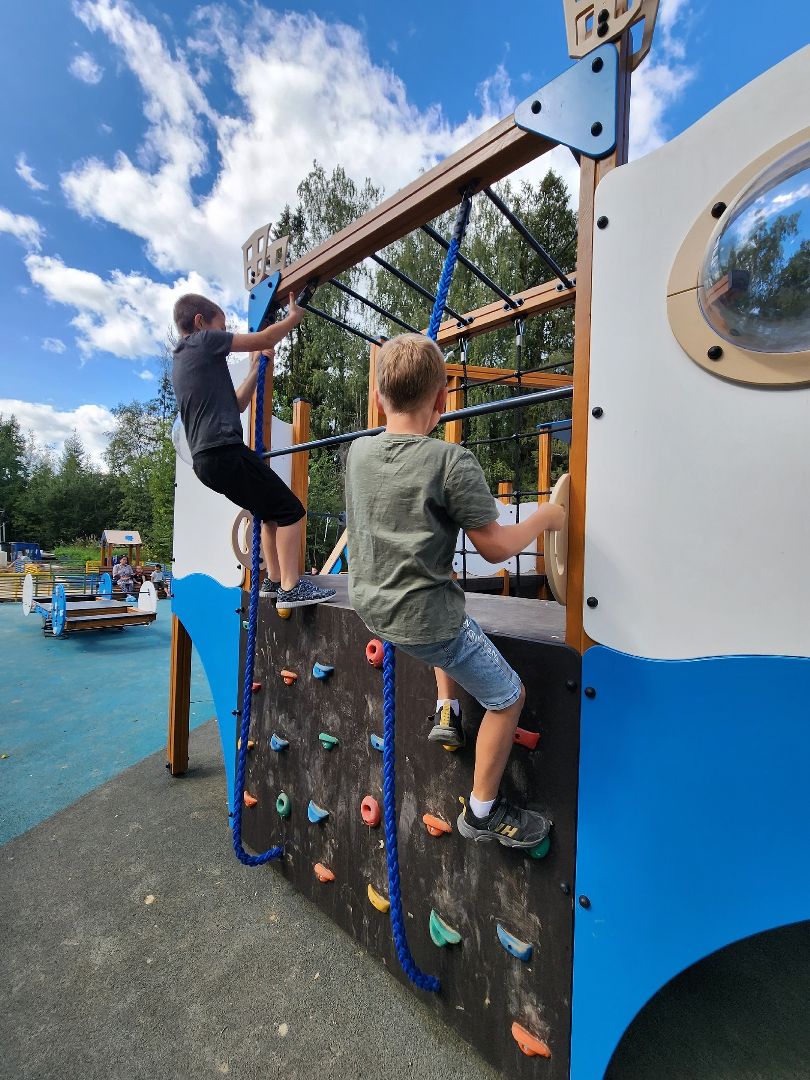 Солнечногорск, Лесное озеро, дети, детская площадка, благоустройство,