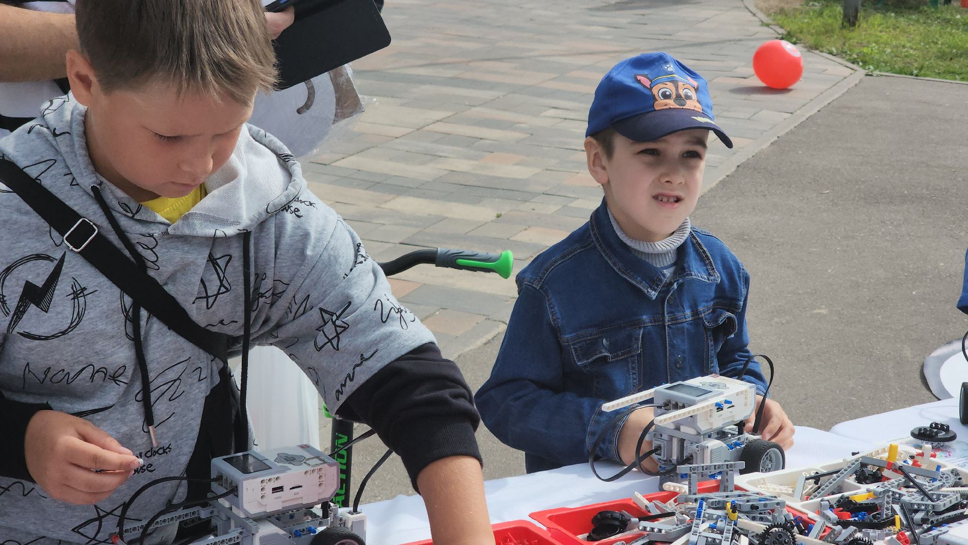 Пушкино, робототехника, День города, дети, общество