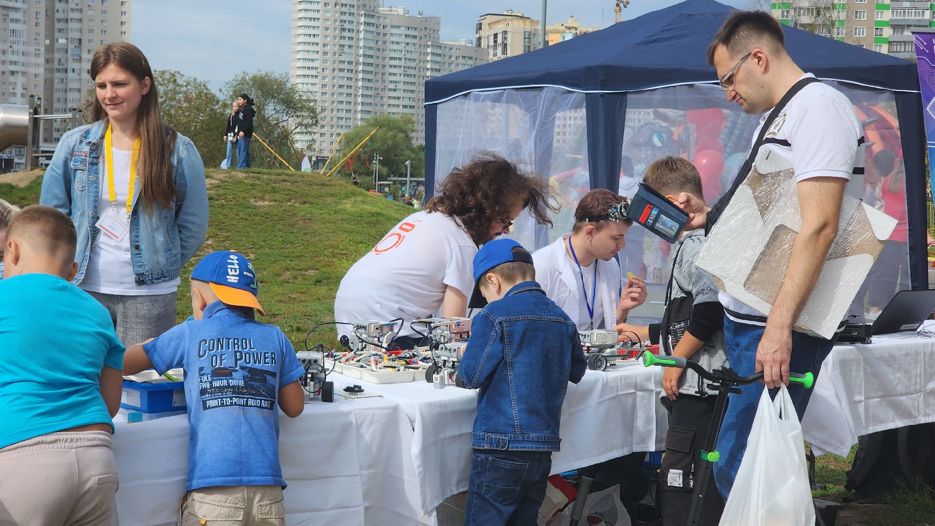 Пушкино, робототехника, День города, дети, общество