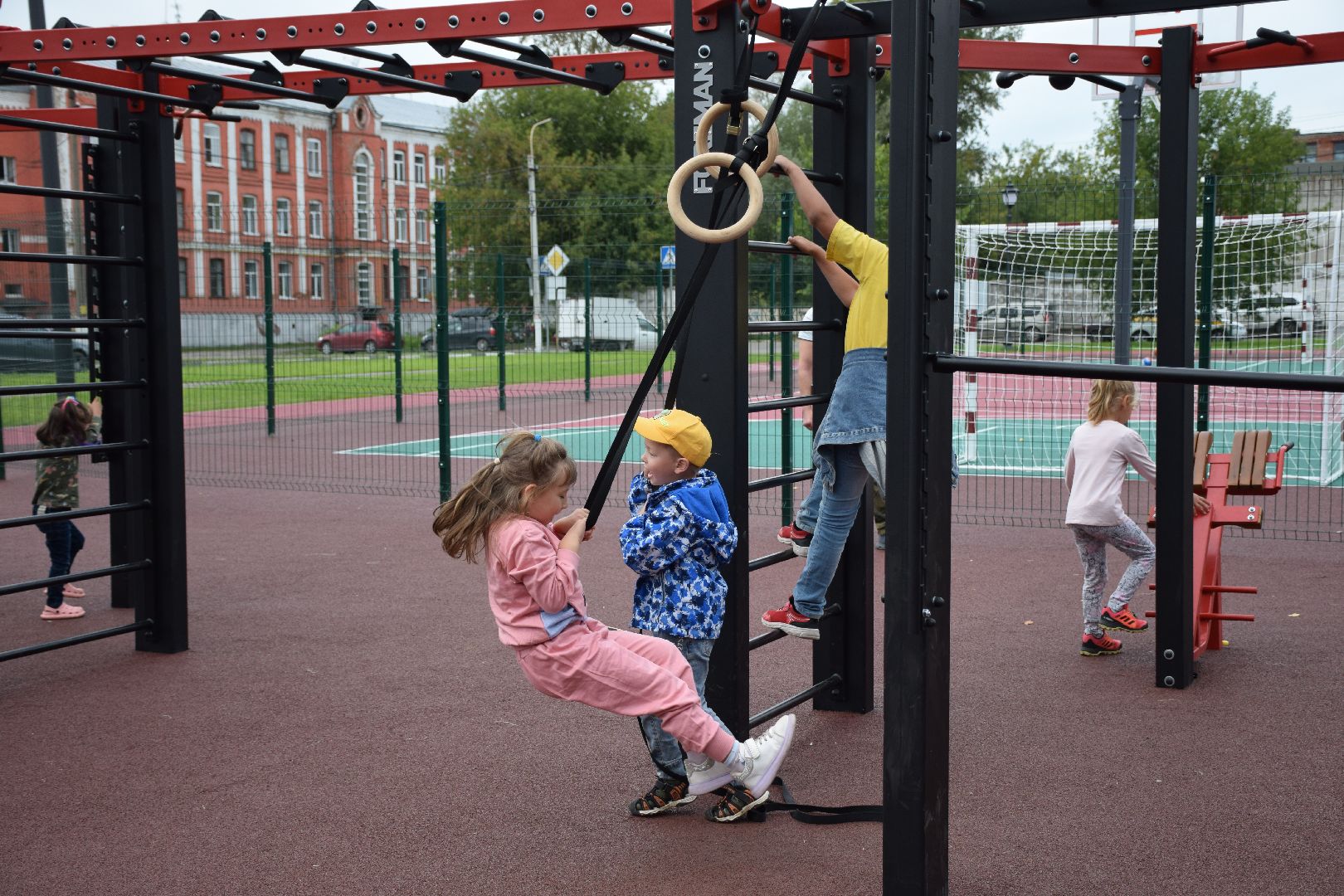 Павловский Посад, городской округ Павловский Посад, спорт, люди, дети, сквер, строительство