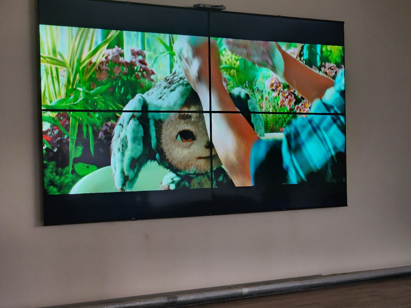 кинопоказ; библиотека; видное; чебурашка; вызов; праведник