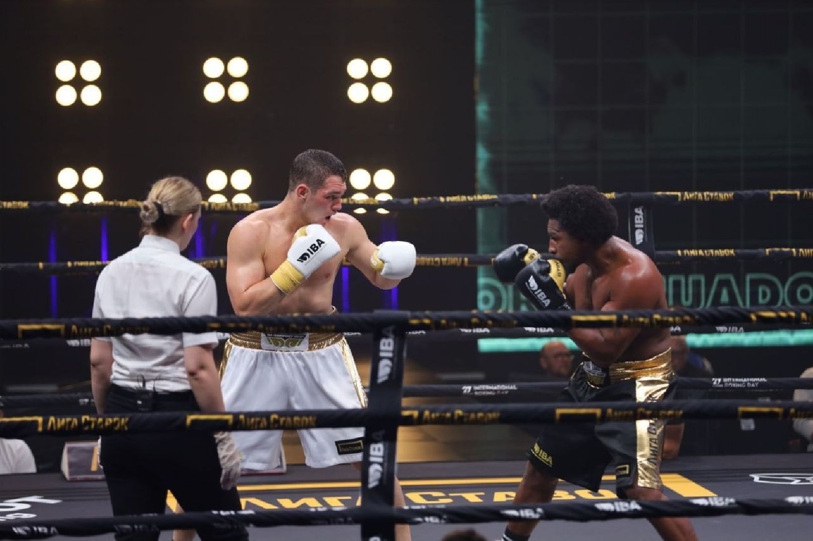 Серпухов, Подмосковье, Ночь чемпионов IBA, Кремлёв, бокс