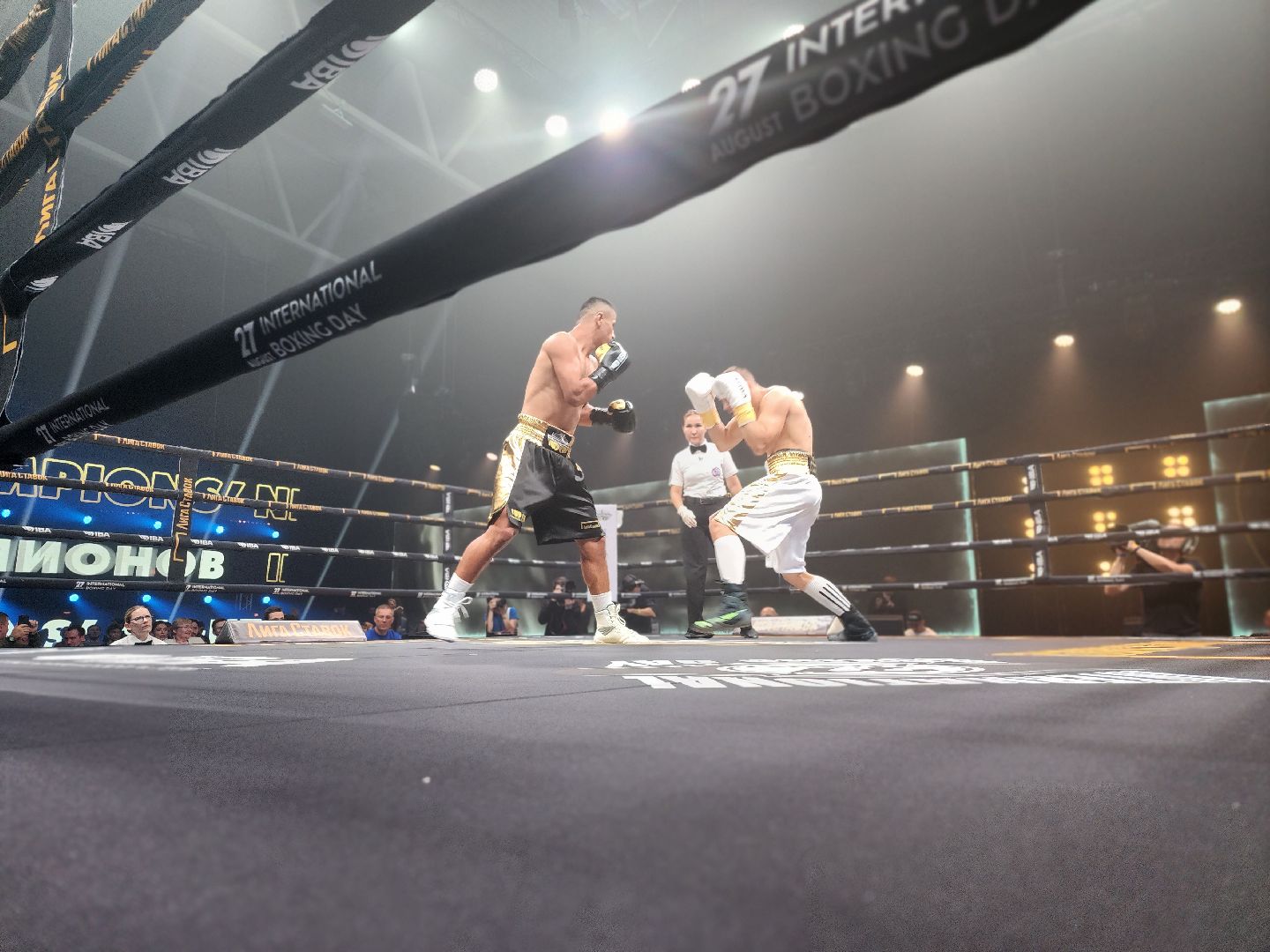 Серпухов, Подмосковье, Ночь чемпионов IBA, Кремлёв, бокс