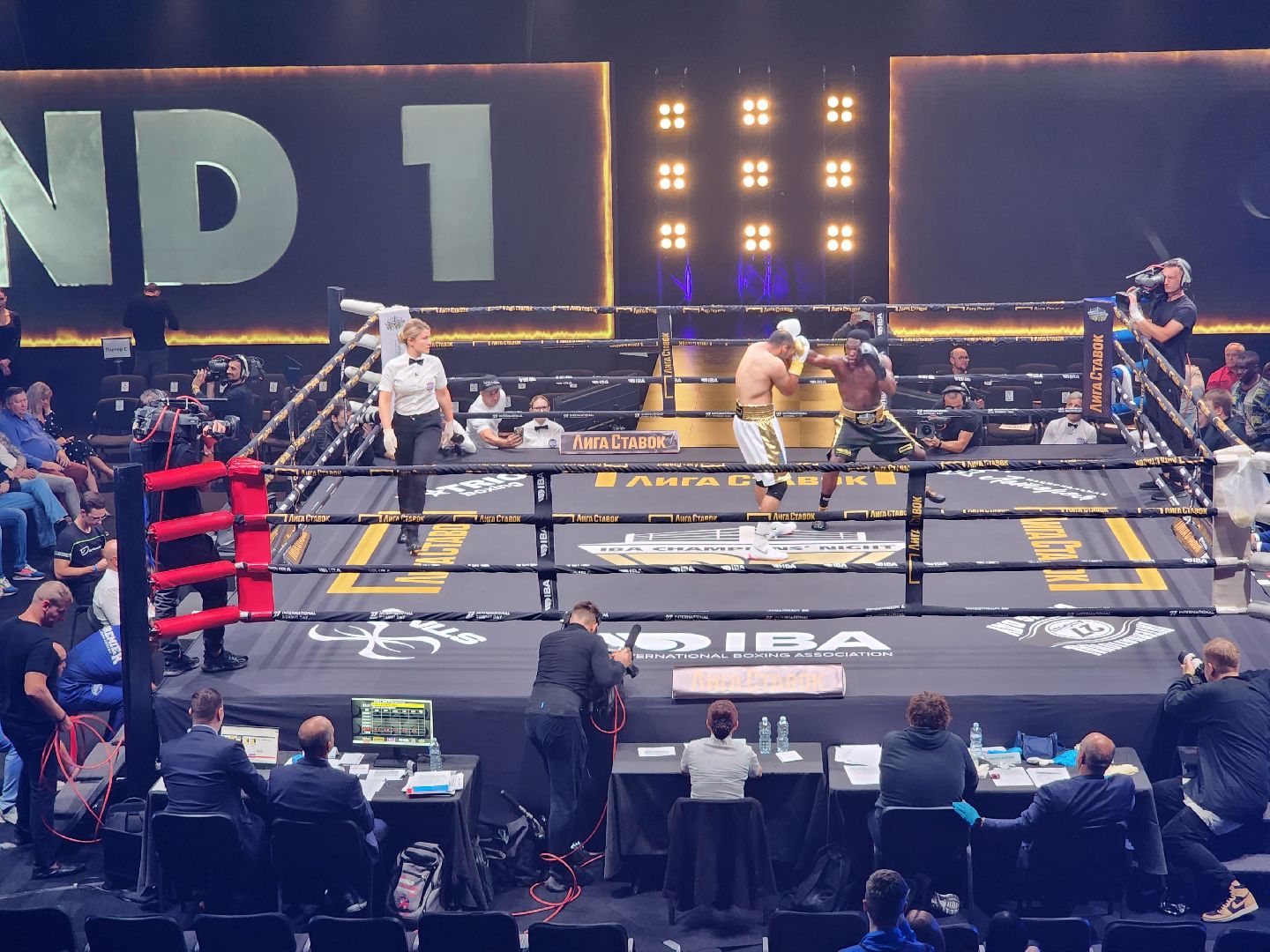 Серпухов, Подмосковье, Ночь чемпионов IBA, Кремлёв, бокс